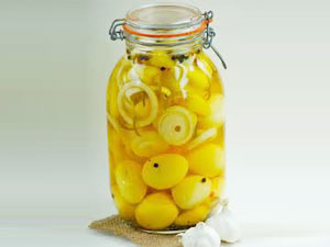 Pickled Eggs (Curried and Tarragon)