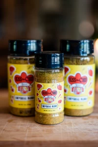 Kiss the chef Universal spice bklend on hard cooked eggs